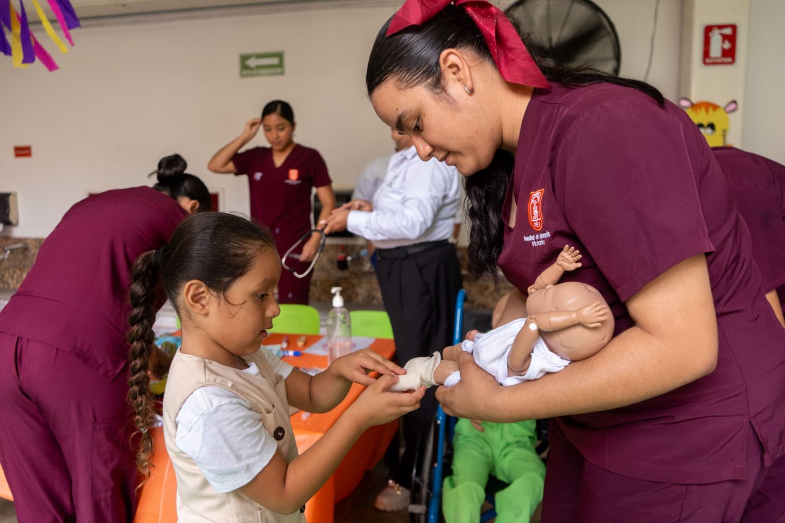 Niñas y niños viven experiencia universitaria en proyecto de la UAT