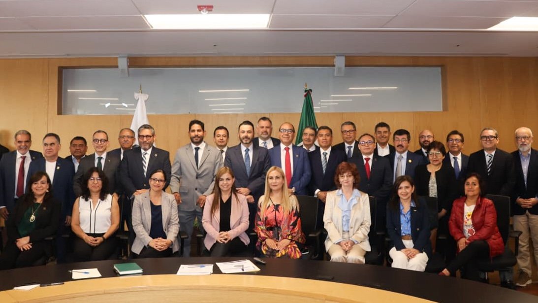 Dámaso Anaya participa en mesa nacional sobre rendición de cuentas