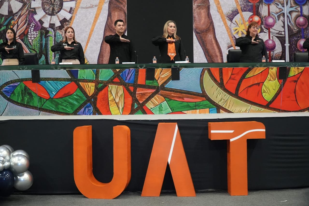 Concluyen educación inicial 118 niñas y niños de centros infantiles UAT