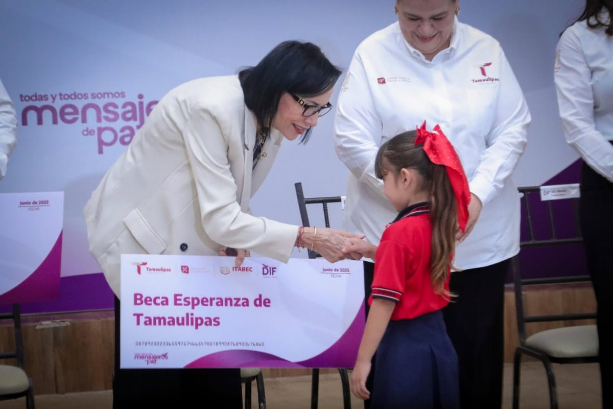 DIF Tamaulipas respalda educación de niñas, niños y jóvenes con becas